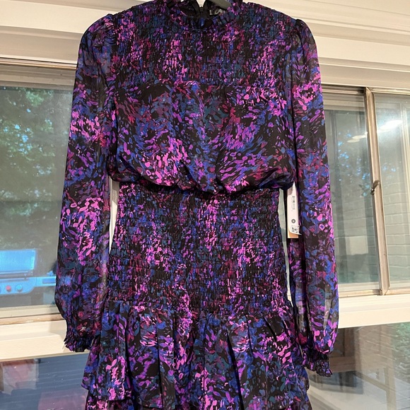 NWT-Smocked Waist Mini Dress Size Small - Picture 3 of 7